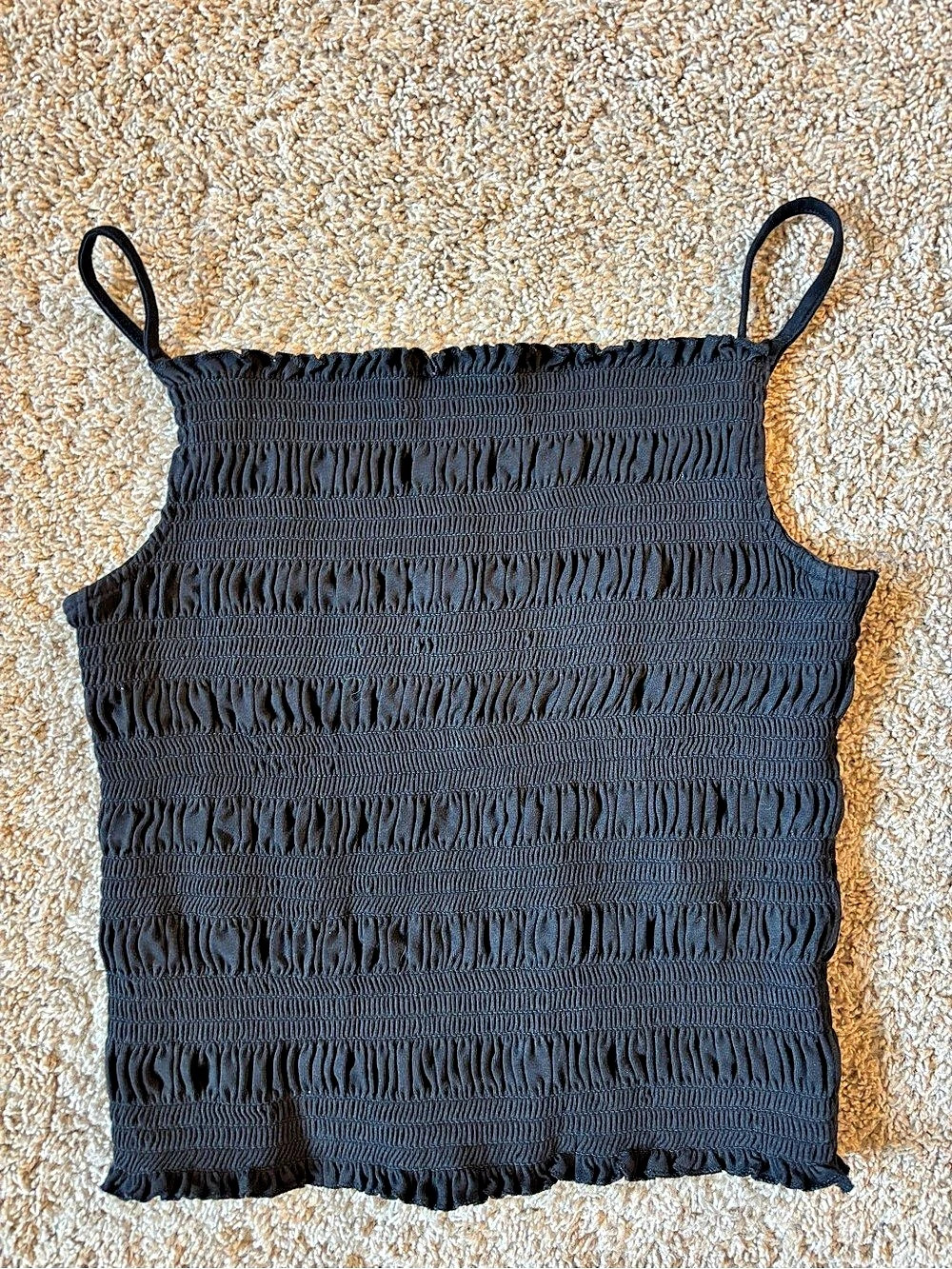 H&M Smocked Crop Tank in Black Size Medium Like New